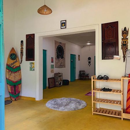 Lazy Monkey Surfhostel - Sri Lanka Dikwella Ngoại thất bức ảnh