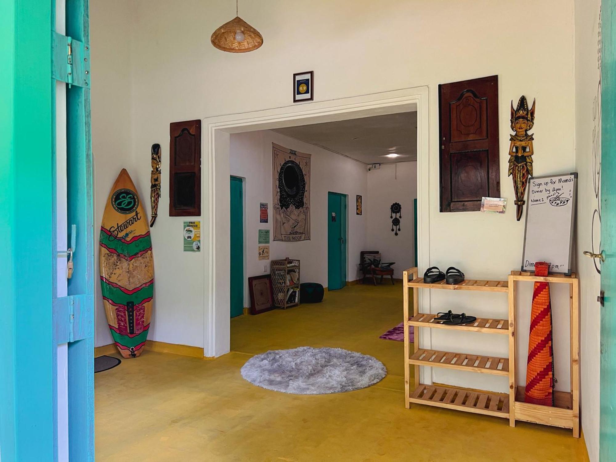 Lazy Monkey Surfhostel - Sri Lanka Dikwella Ngoại thất bức ảnh