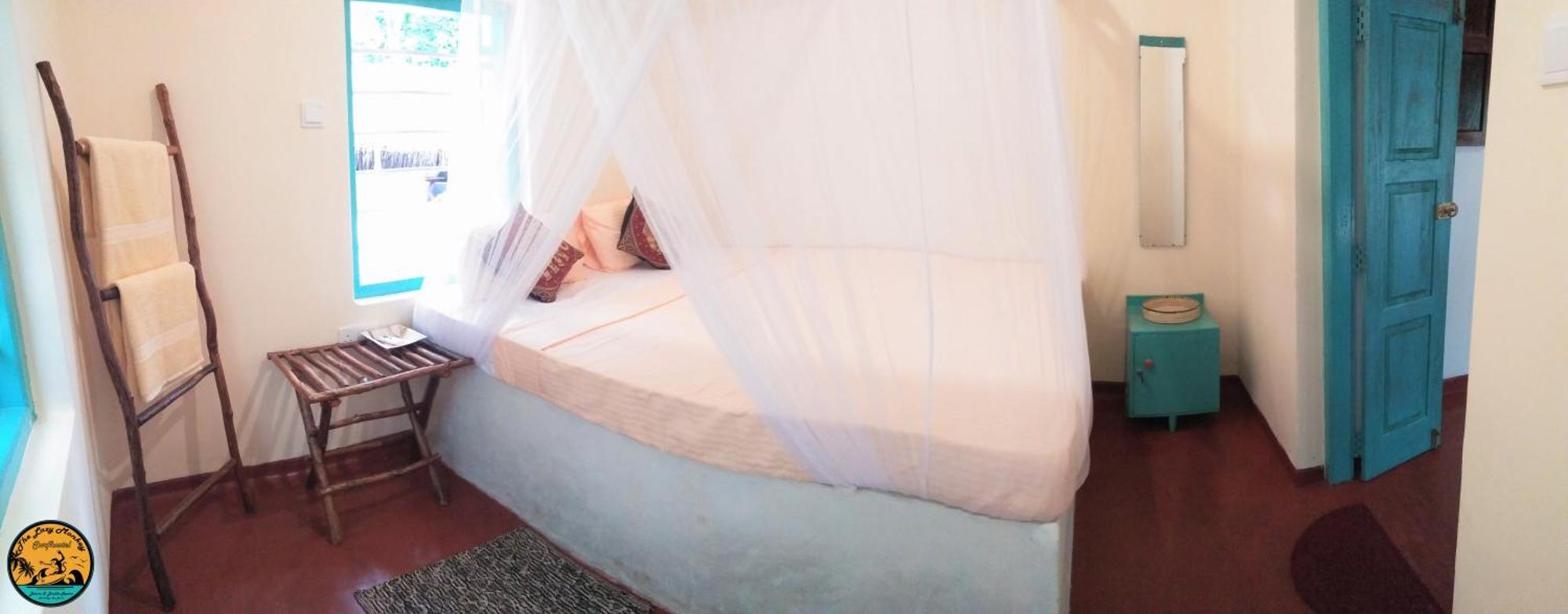 Lazy Monkey Surfhostel - Sri Lanka Dikwella Ngoại thất bức ảnh